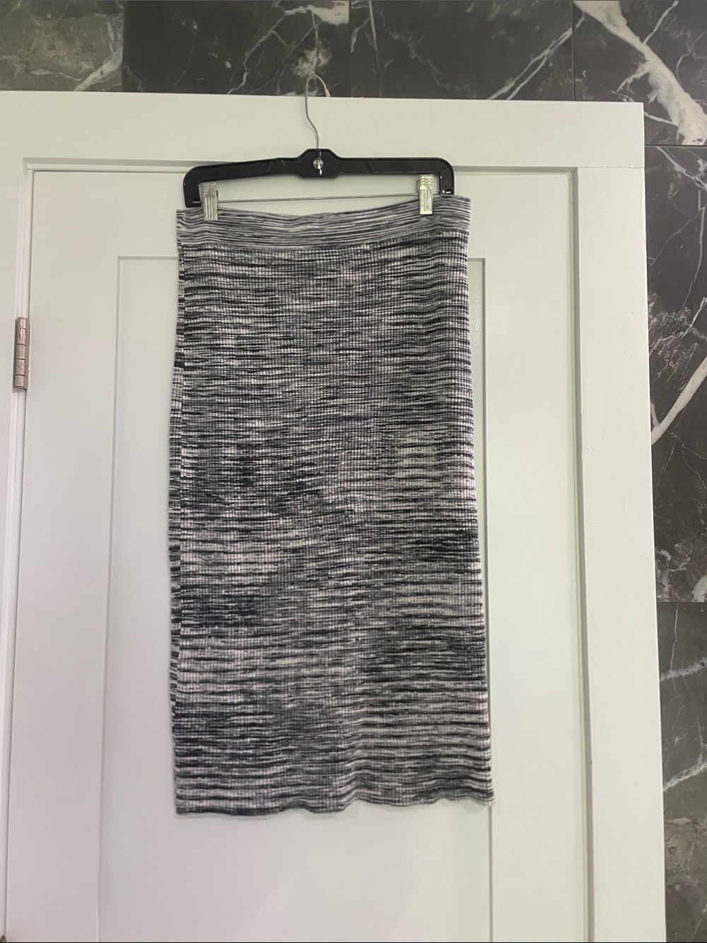 525 America Black & White Space-Dyed Ribbed Midi Skirt